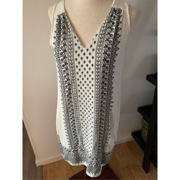 Old navy white summer dress size xs - Picture 1 of 5